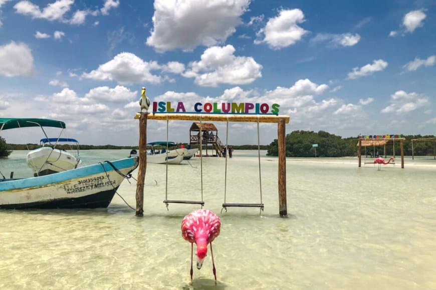 Islas de poca profundidad cerca de Chuburná Puerto