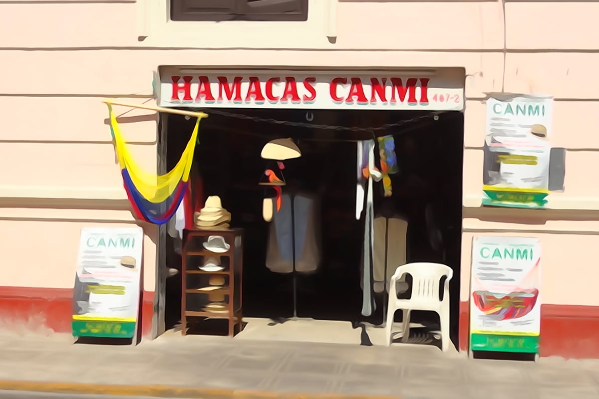 Exhibición de hamacas en una tienda de Yucatán