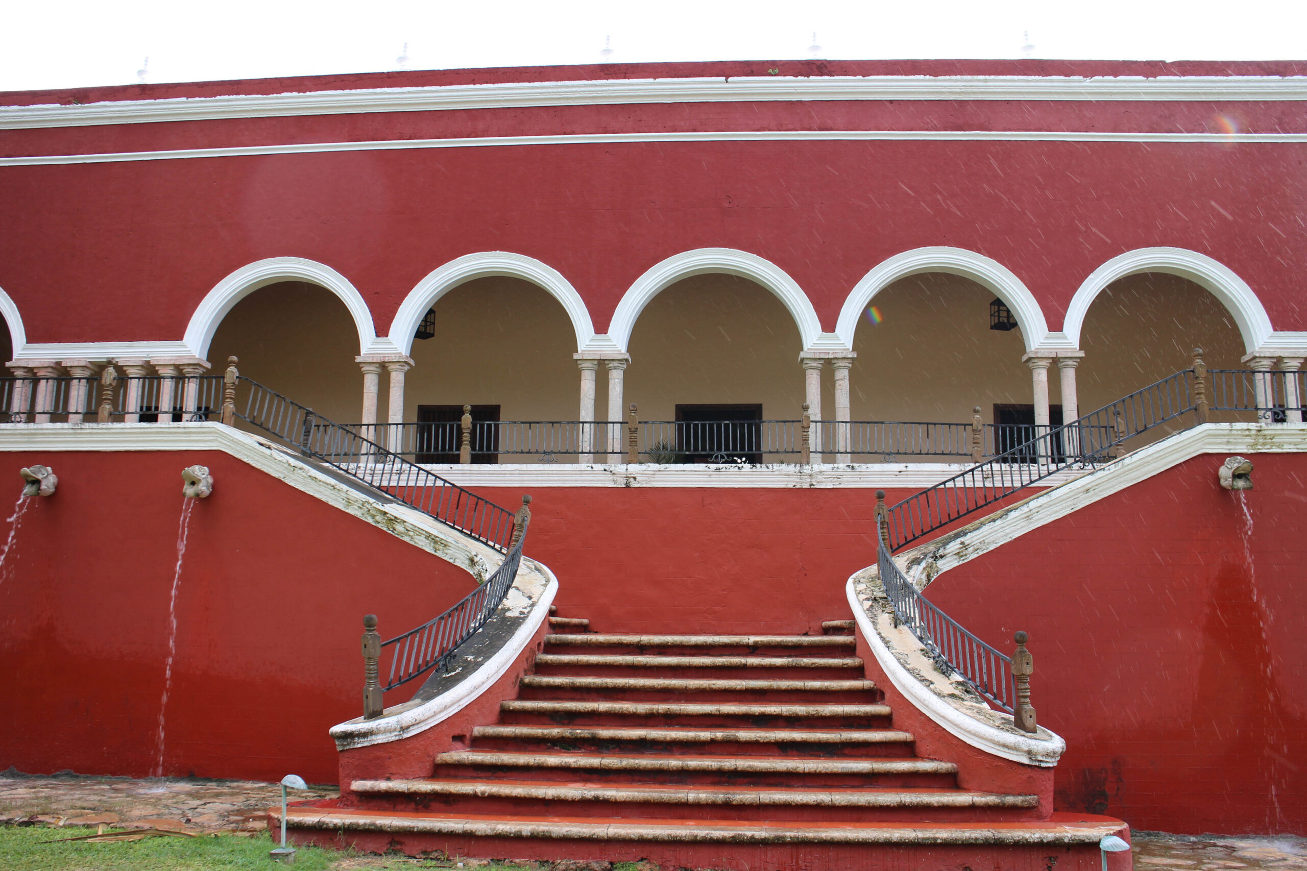 Temozón: Smoked Meats, Wood Shops & Ek Balam Base